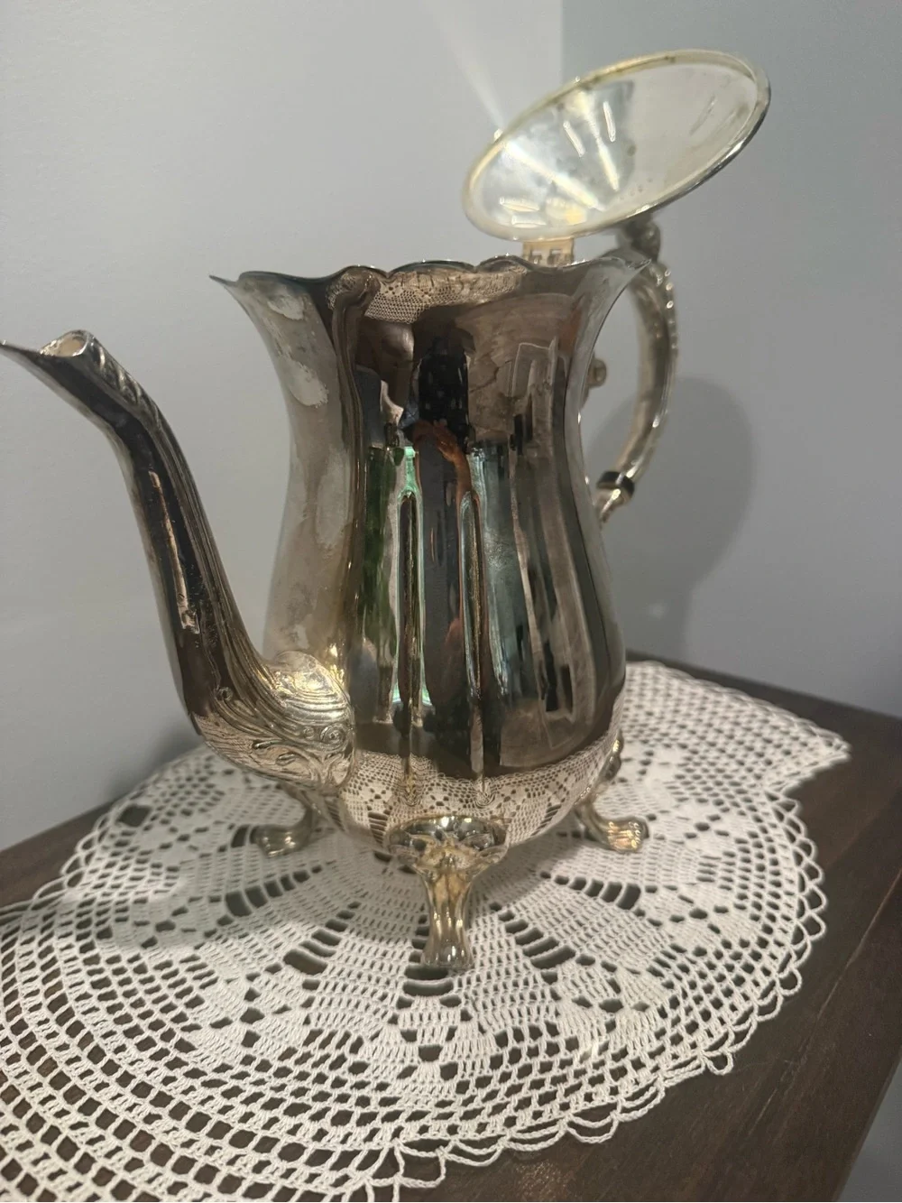 Silver Plated ColorTea/Coffee Pot - Classic Home Dining Accent